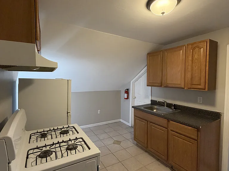 49 Haledon Ave #3 — Photo 8