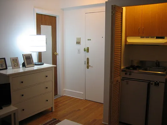 Rented by Ruth Goldman Real Estate | media 30