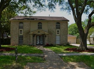 15406 Seahorse Dr, Houston, TX 77062