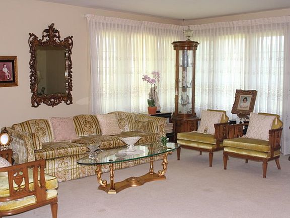 2nd image of 1225 Indian Hill Dr