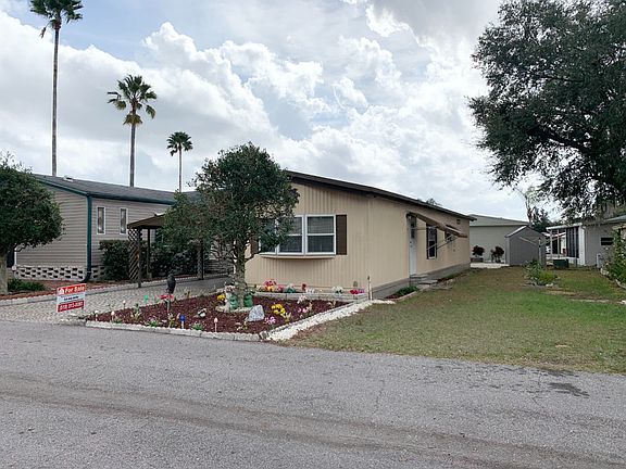 3rd image of 88 Sandalwood Dr