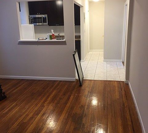 3rd image of 2598 36th St APT 1J