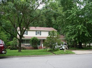 17 Dorothy Dr, Poquoson, VA 23662