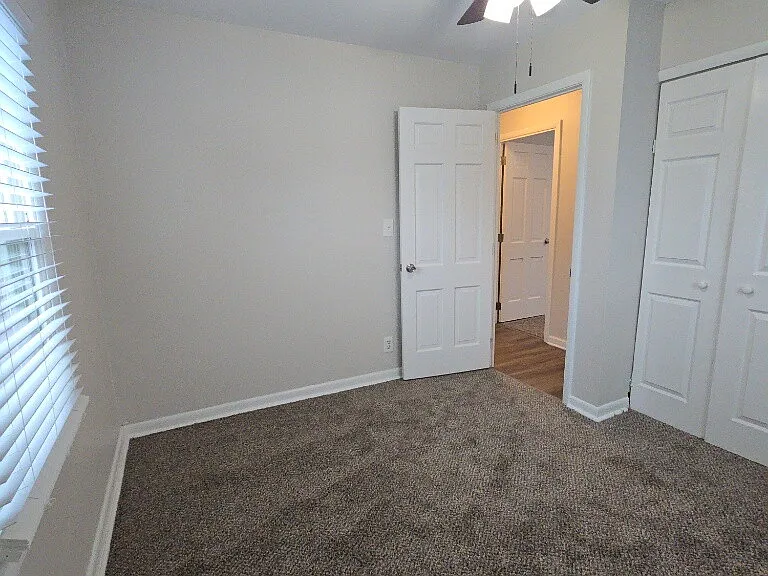 981 Olympia Dr — Photo 11