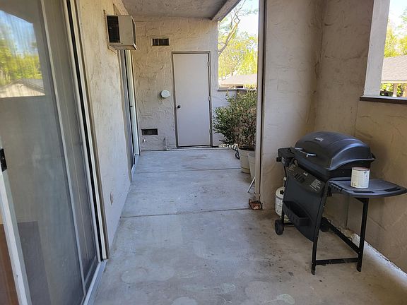 5th image of 115 Hobson St