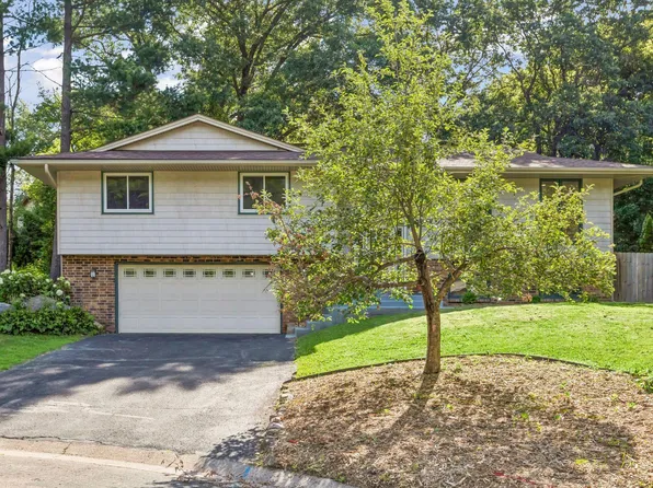 761 Torchwood Ct, New Brighton, MN 55112