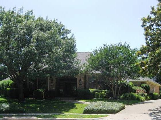 1st image of 2708 Chadbourne Dr