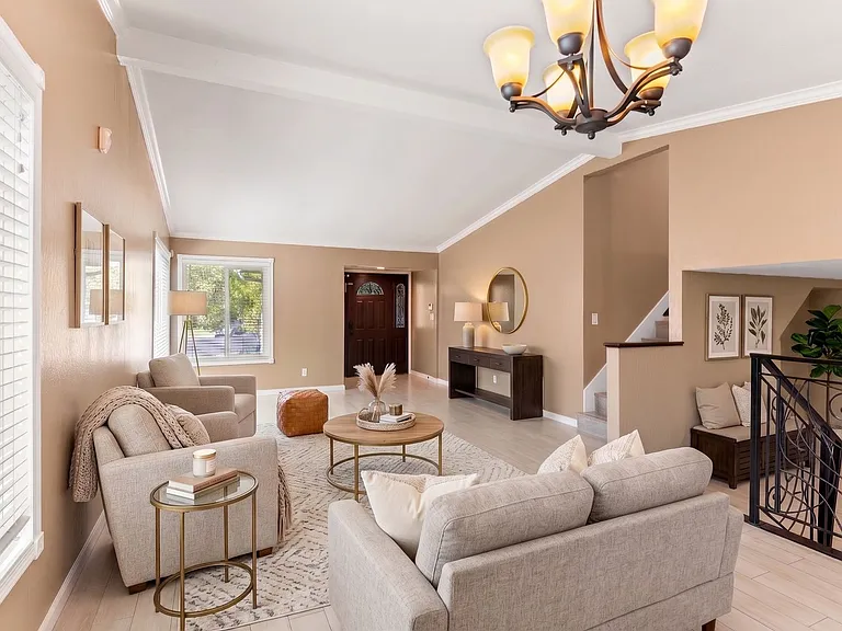 2844 Sombrero Cir — Photo 2