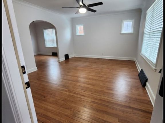 2nd image of 1507 Superior Blvd