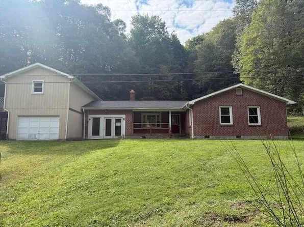53 Happy Hollow Rd, Pineville, KY 40977