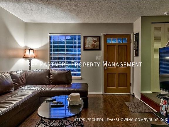4th image of 8023 E 88th St