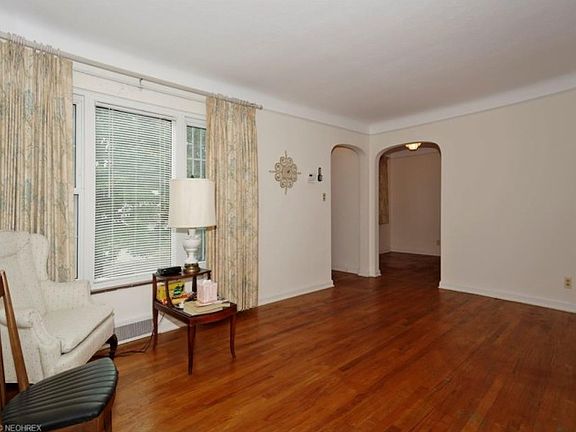4th image of 6700 Orchard Grove Ave