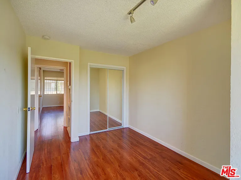1540 N Fuller Ave #9 — Photo 9