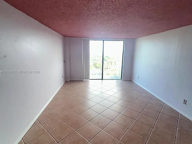 2350 NE 135th St #706 — Photo 12