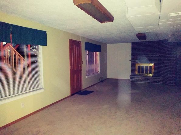 (undisclosed Address)