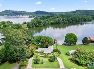 3209 Sunrise Dr, Guntersville, AL 35976