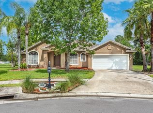 4135 Apple Blossom Rd, Lutz, FL 33558