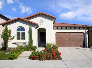 11830 N Bella Vita Ave, Fresno, CA 93730
