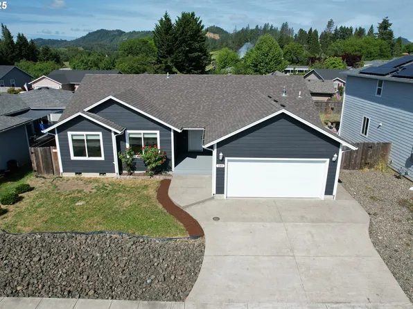 140 Teresa Ln, Winston, OR 97496