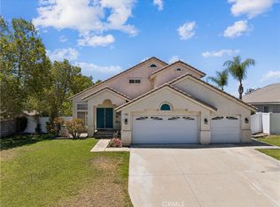 2709 W Buena Vista Dr, Rialto, CA 92377