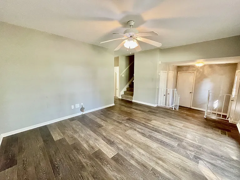5651 Dodge Dr — Photo 8