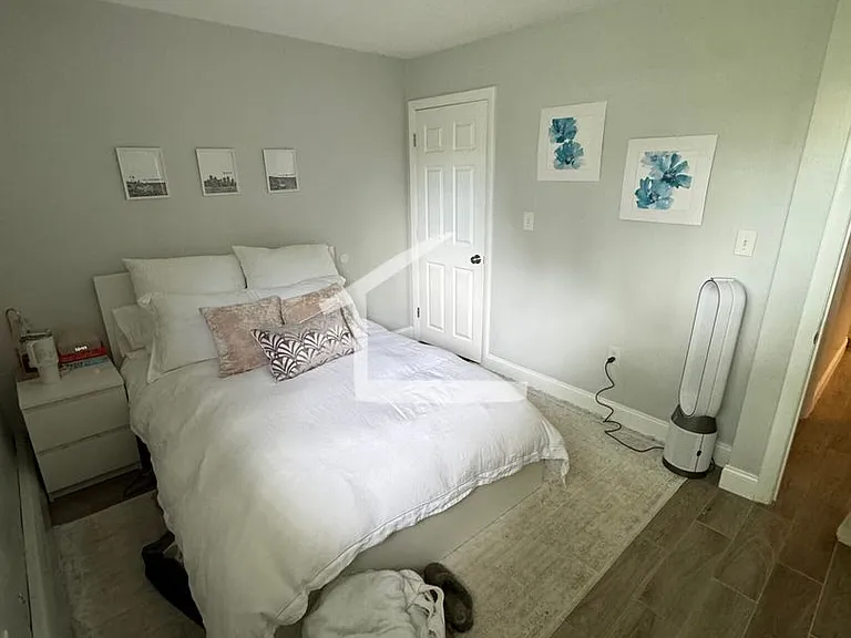 28 Brentwood St #1 — Photo 3