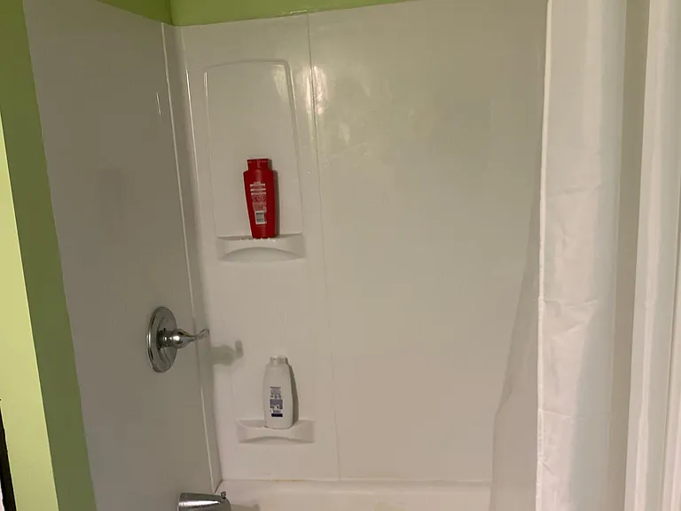 713 Sumner St — Photo 10