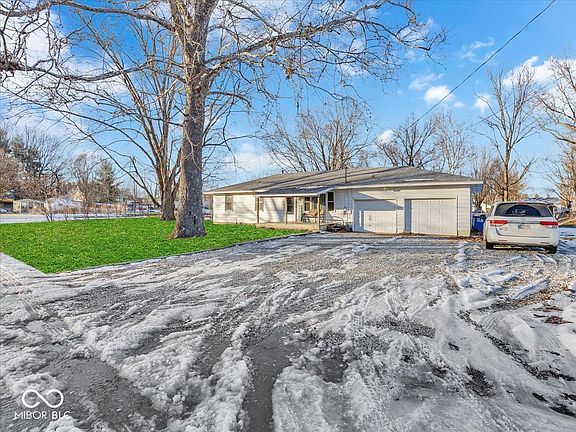 2nd image of 630 Cheney Ave