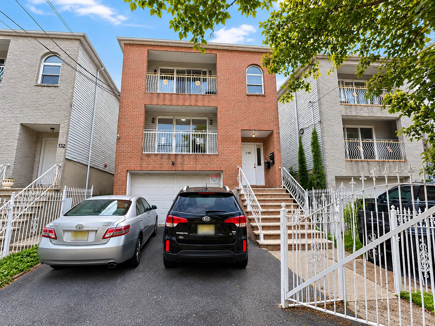 4 bed, 1350 sqft, $2,345 — Photo 4