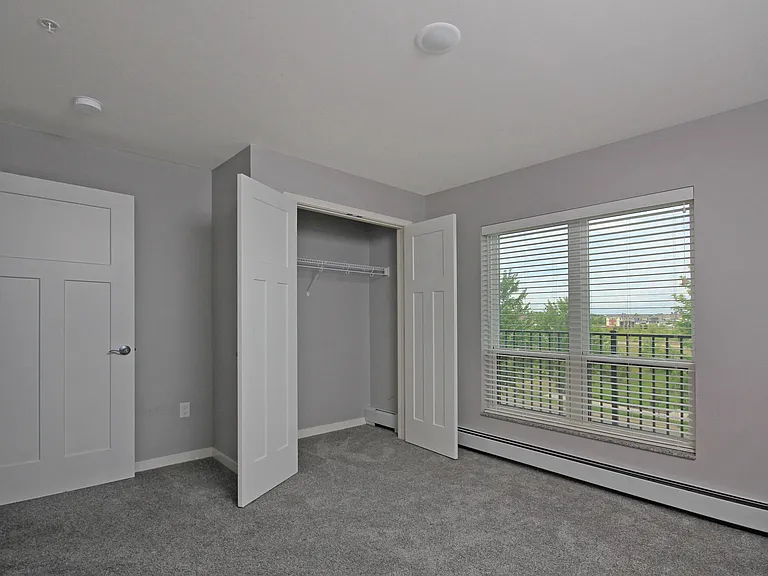 Sapphire Apartments — Photo 14