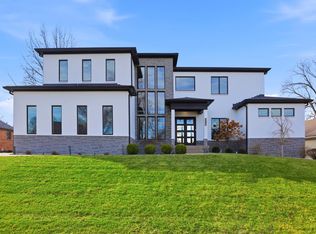 3081 Golfview Dr, Greenwood, IN 46143