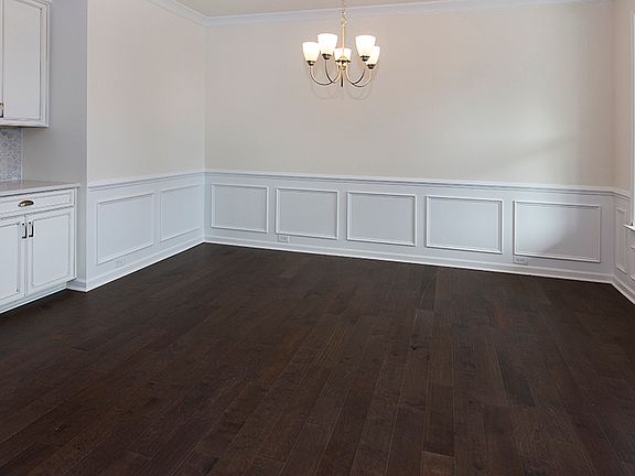 4th image of 2000 Sapphire Meadow Dr