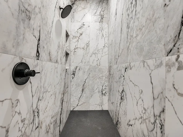14301 Village Trl — Photo 46