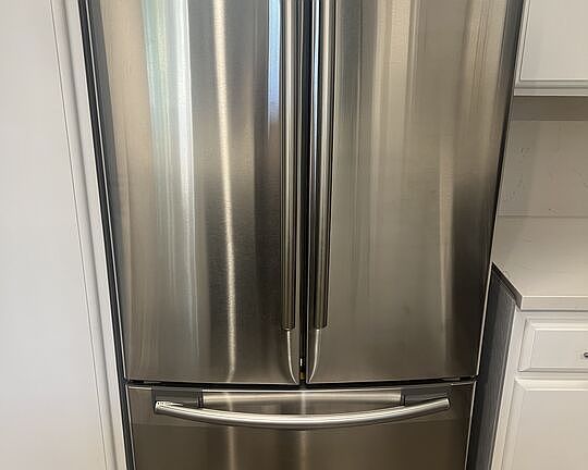 2nd image of 5151 Balboa Blvd Unit 103