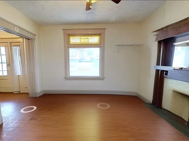 2545 Vestry Ave — Photo 5