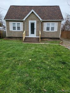 8443 Homestead Ave, Niagara Falls, NY, 14304