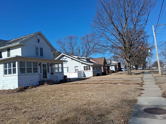 5th image of 1401 6th Ave