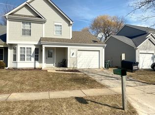 122 Bedford Rd, Mundelein, IL 60060