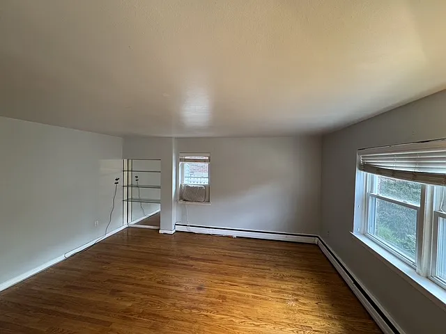 2 bed, $2,500 — Photo 1