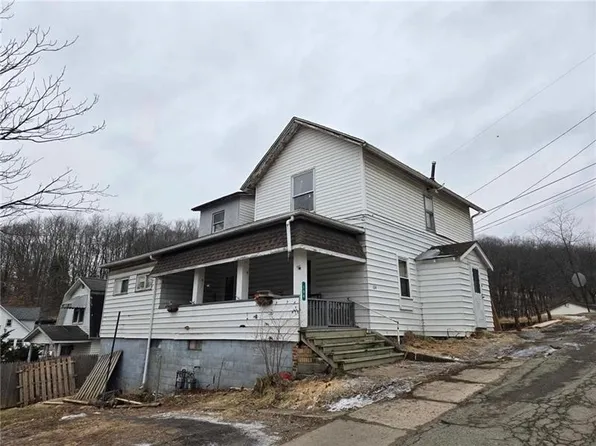 104 Forrest St, Petrolia, PA 16050