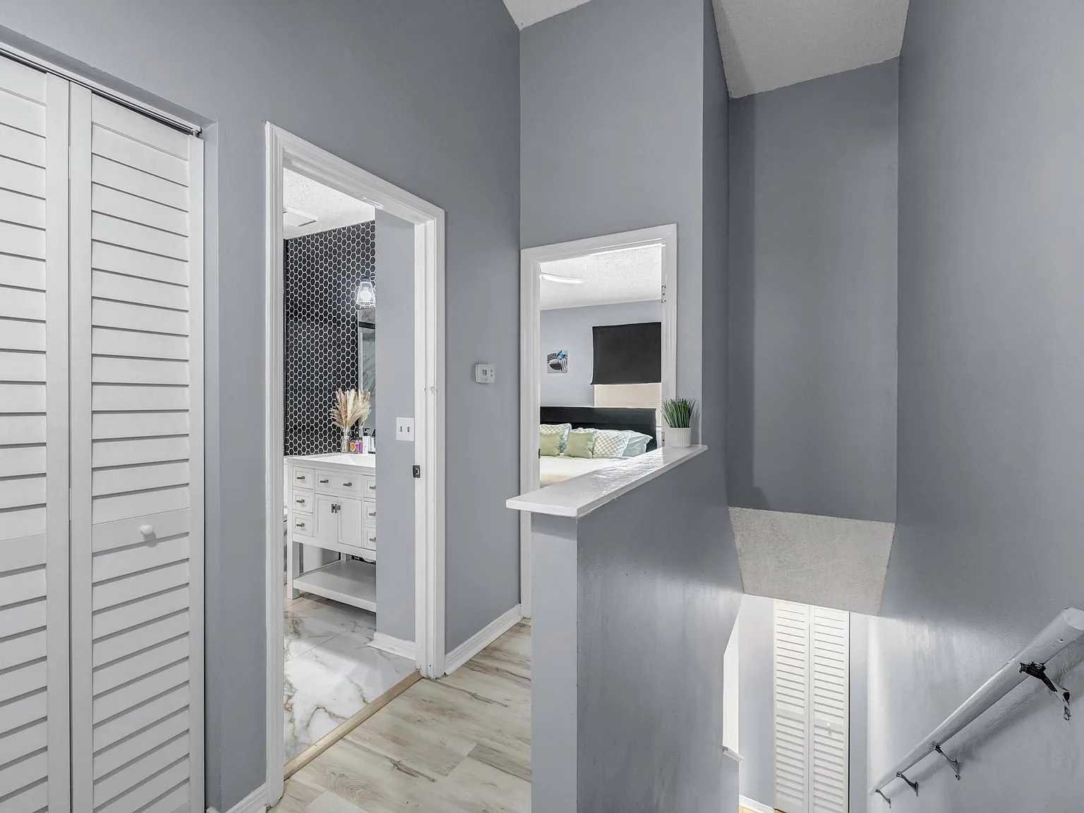 2 bed, $2,200 — Photo 4