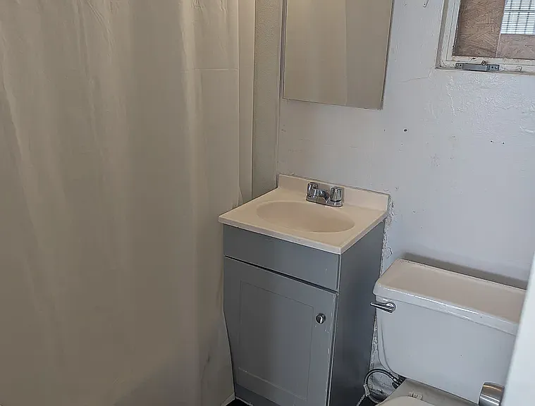 714 S 3rd St #6 — Photo 3
