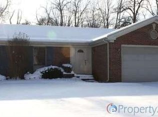 1502 Helmridge Ct, Lyndon, KY 40222