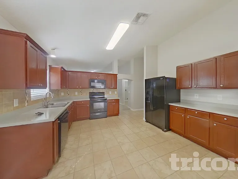 87 Marisco Way — Photo 6