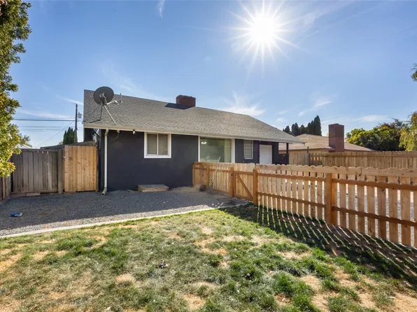 1218 SW D Street, Ephrata, WA 98823