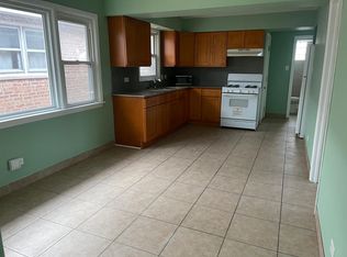 1919 High St APT 3, Blue Island, IL 60406