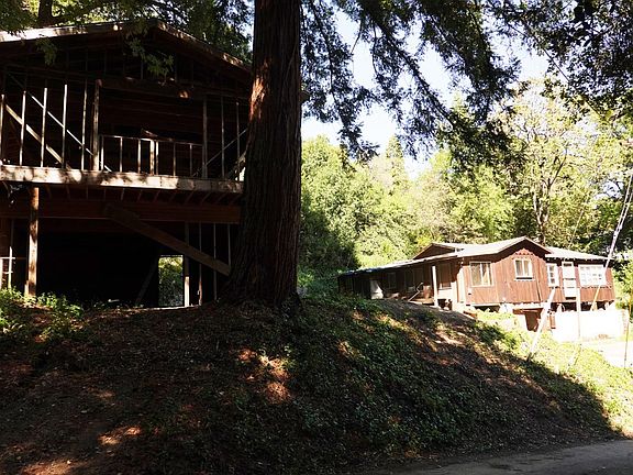 5th image of 21565 Alma Ct