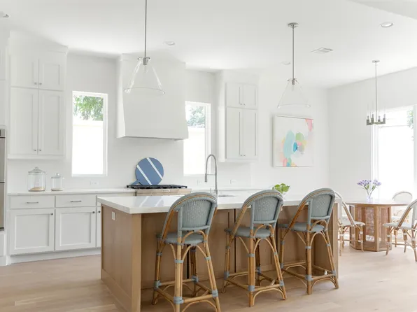 7530 Caillet St, Dallas, TX 75209