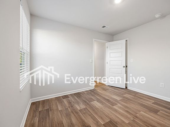5th image of 1708 King Oaks Loop