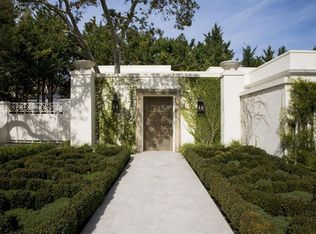 18 Farm Ln, Hillsborough, CA 94010